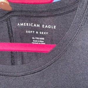 NWOT American Eagle soft & sexy tunic tee!